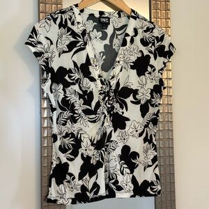 INC International Concepts Black White Floral Lace-Up Blouse Size Small NWOT